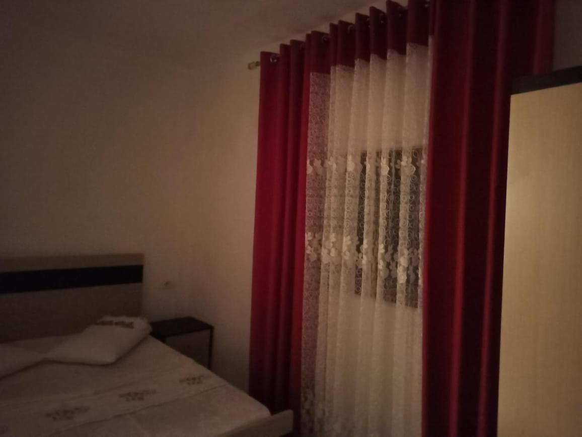 Ferienwohnung Apartament Gerdani Ksamil Exterior foto